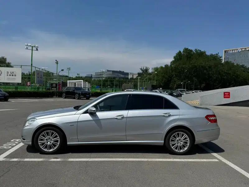 2012 Mercedes-Benz E-Class E 200 L CGI Elegance — миниатюра 4