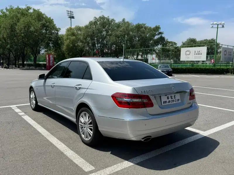 2012 Mercedes-Benz E-Class E 200 L CGI Elegance — миниатюра 5