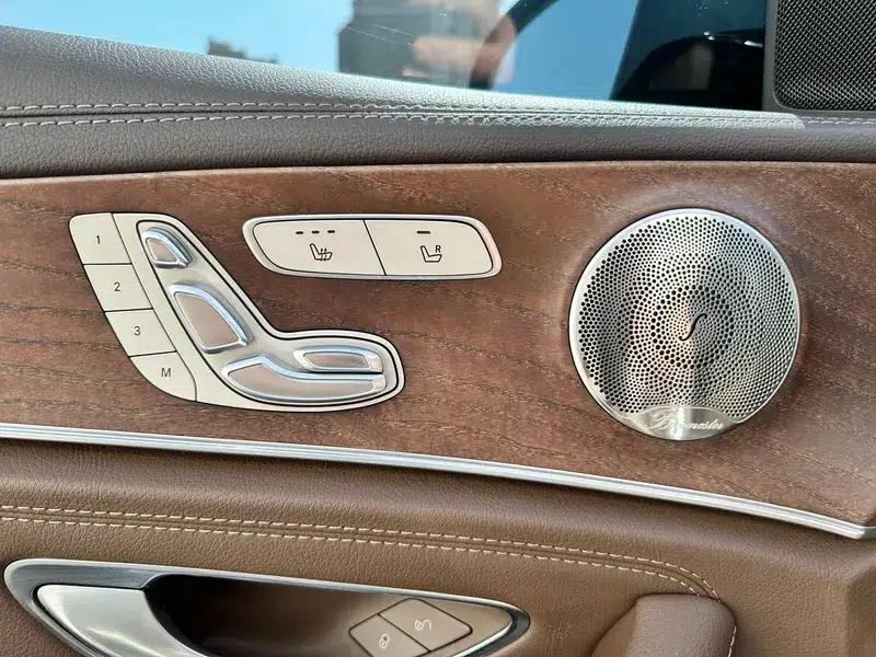 2023 Mercedes-Benz E-Class E 300 L Luxury Sedan — миниатюра 11