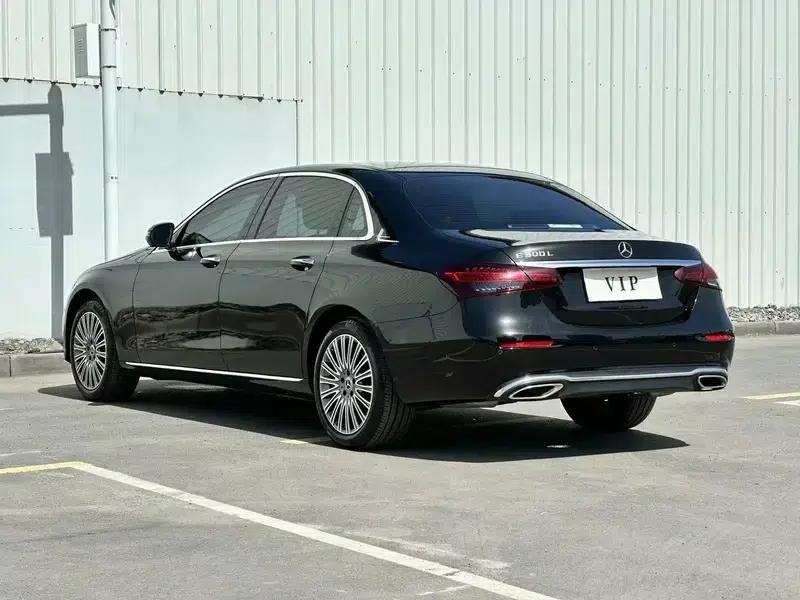 2023 Mercedes-Benz E-Class E 300 L Luxury Sedan — миниатюра 4