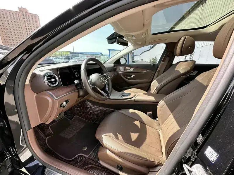2023 Mercedes-Benz E-Class E 300 L Luxury Sedan — миниатюра 10