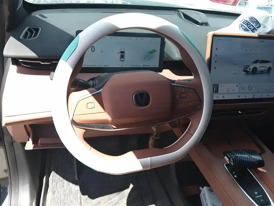 Changan UNI-Z New Energy 2024 Blue Whale Smart Electric iDD 125km Leading Edition — миниатюра 15