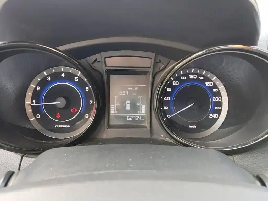 Changan CS15 2016 1.5L Manual Fashion Edition — миниатюра 12
