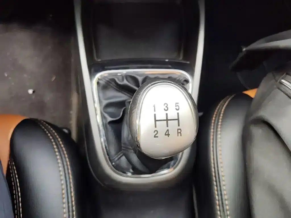 Changan CS15 2016 1.5L Manual Fashion Edition — миниатюра 14