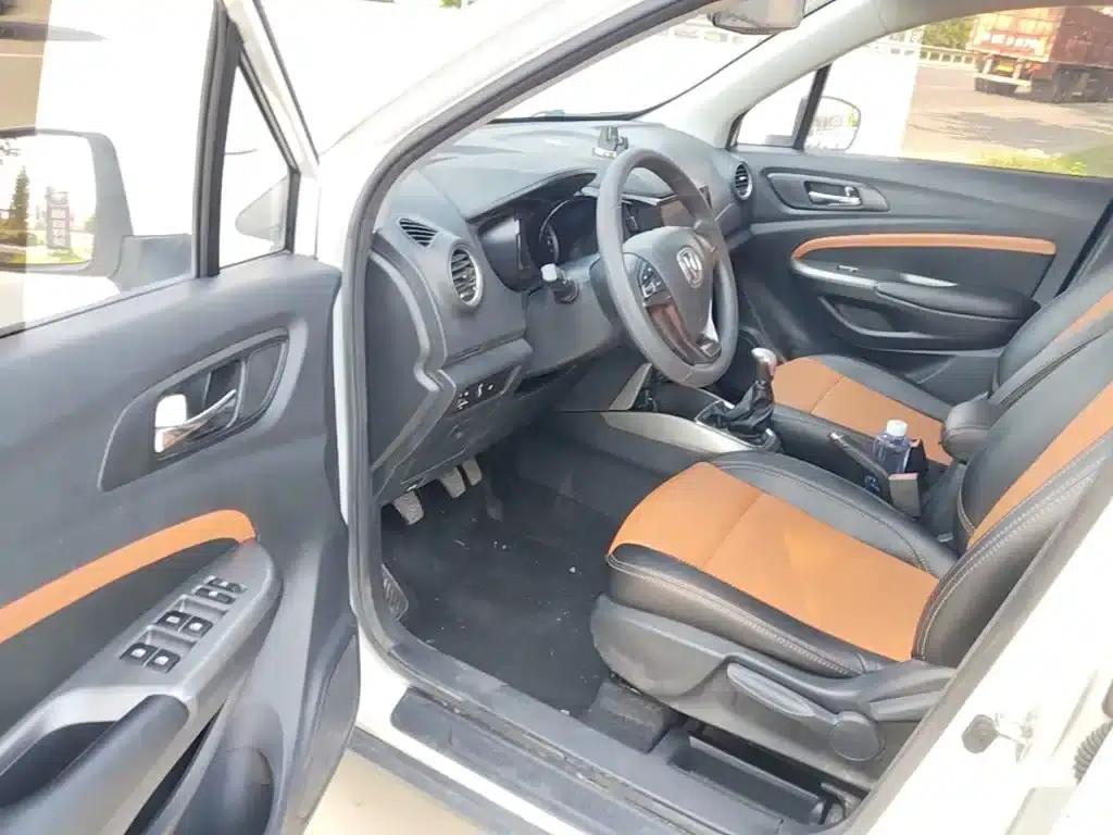 Changan CS15 2016 1.5L Manual Fashion Edition — миниатюра 16