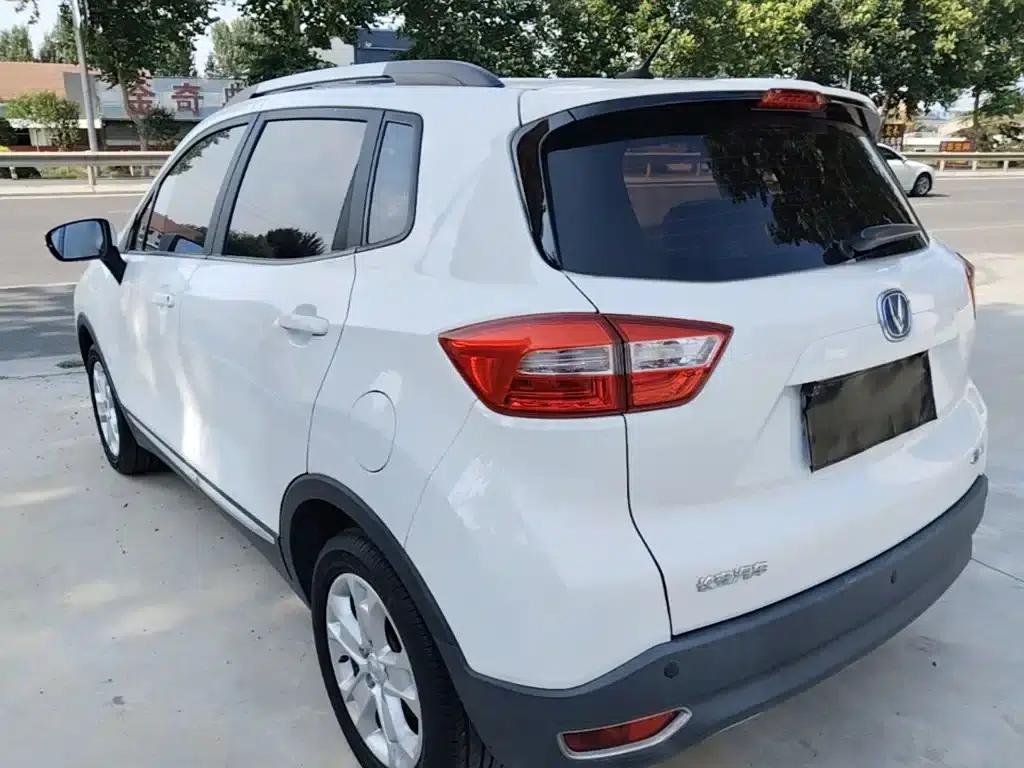 Changan CS15 2016 1.5L Manual Fashion Edition — миниатюра 5