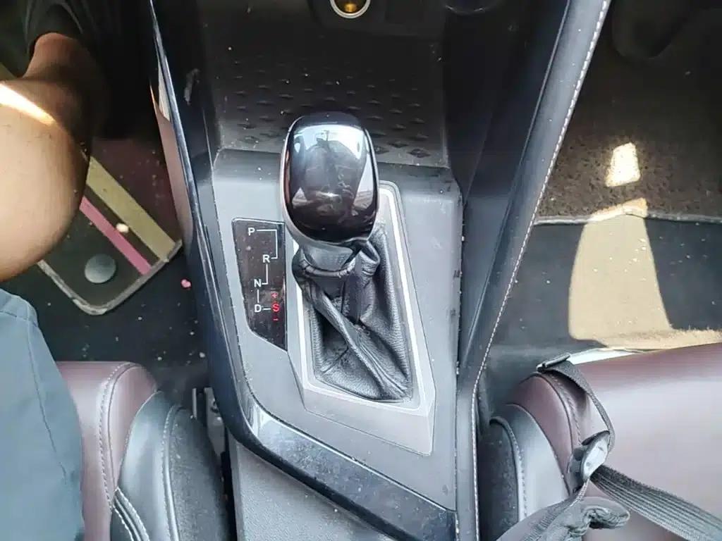 Changan CS15 2019 1.5L Automatic Entry-Level Model (National V Emission Standard) — миниатюра 14