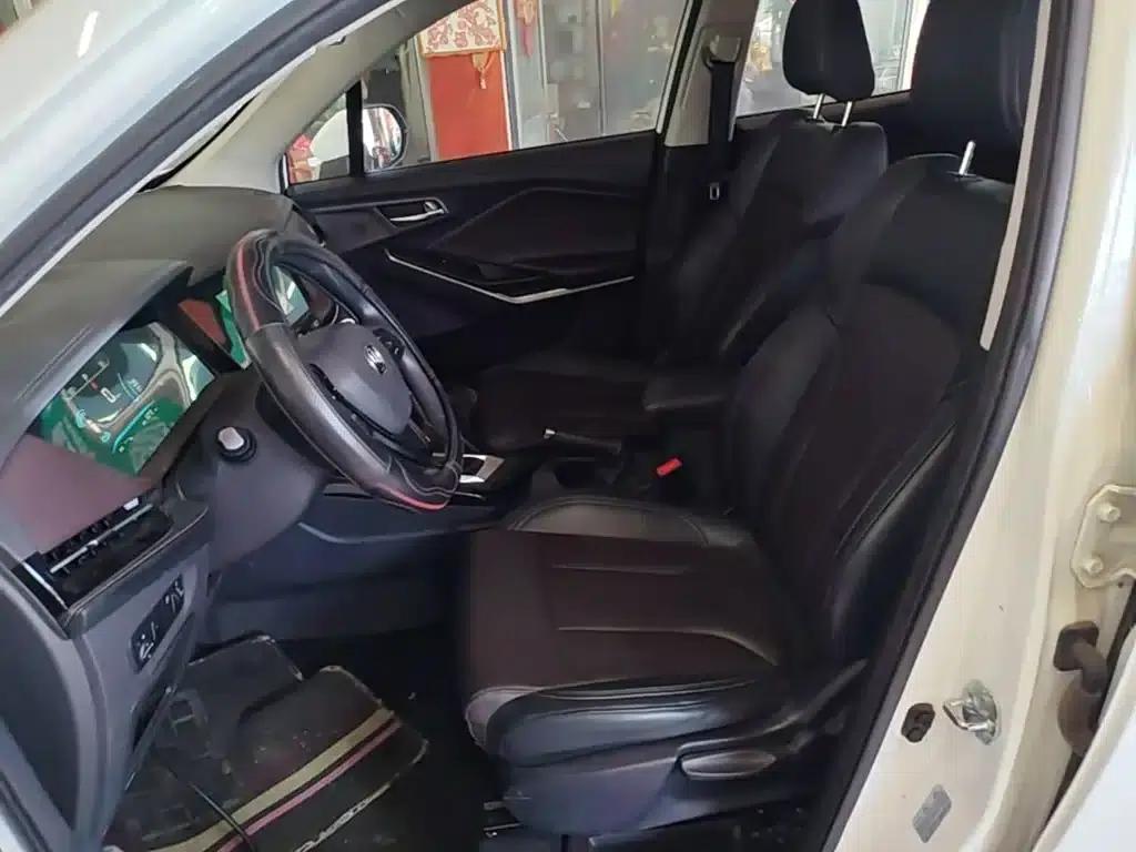 Changan CS15 2019 1.5L Automatic Entry-Level Model (National V Emission Standard) — миниатюра 15
