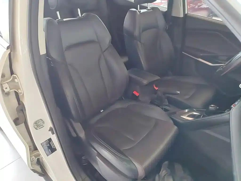 Changan CS15 2019 1.5L Automatic Entry-Level Model (National V Emission Standard) — миниатюра 25
