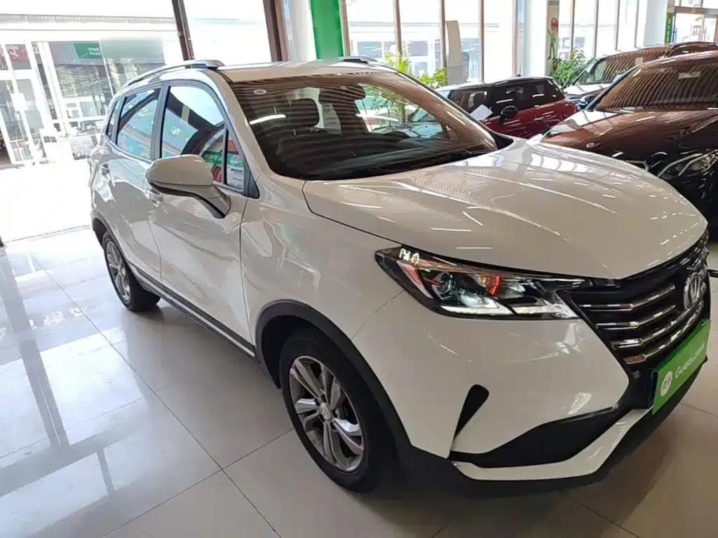 Changan CS15 2019 1.5L Automatic Entry-Level Model (National V Emission Standard) — миниатюра 4