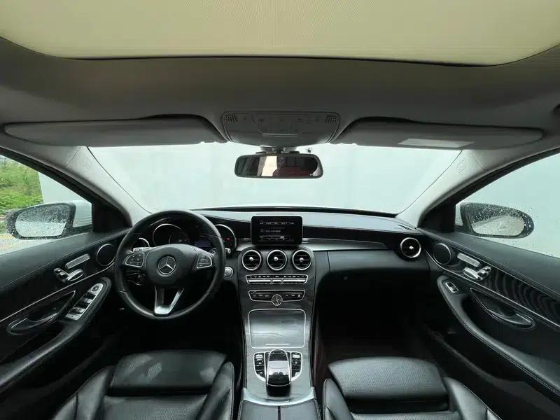 2016 Mercedes-Benz C-Class C 200 L Sport — миниатюра 12