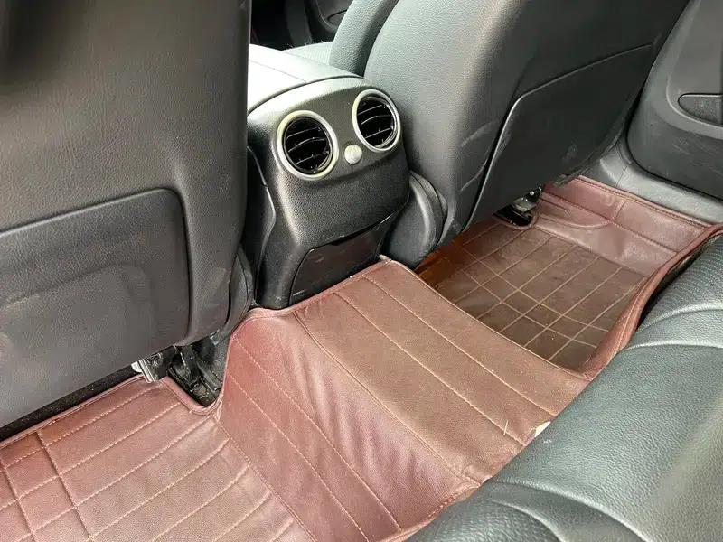 2016 Mercedes-Benz C-Class C 200 L Sport — миниатюра 10
