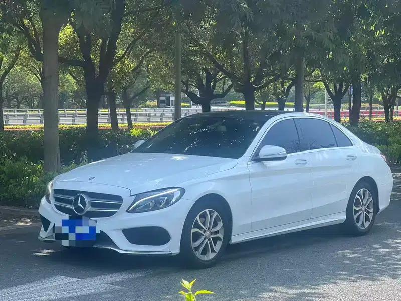 2015 Mercedes-Benz C-Class C 200 L Sport — миниатюра 1