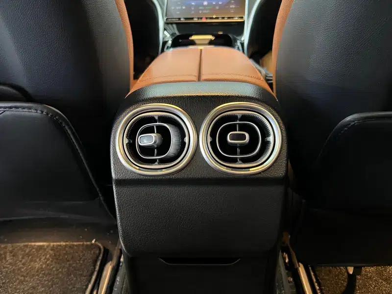 2024 Mercedes-Benz C-Class C 260 L Sport Edition — миниатюра 7
