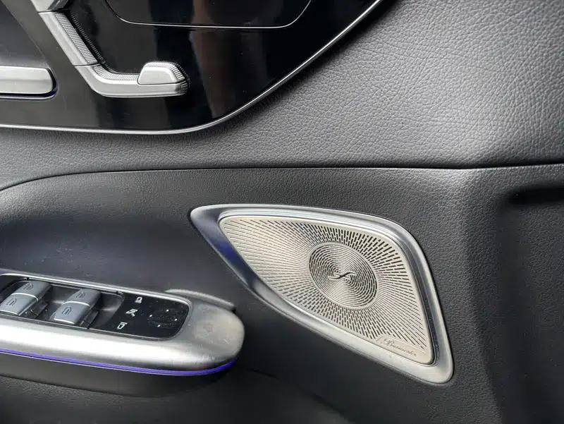 2025 Mercedes-Benz C-Class C 260 L Midnight Sport Edition — миниатюра 3