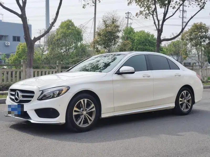 2016 Mercedes-Benz C-Class C 200 L Sport — миниатюра 1