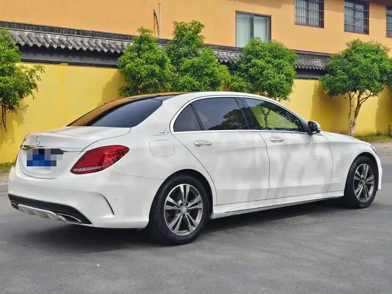 2016 Mercedes-Benz C-Class C 200 L Sport — миниатюра 6