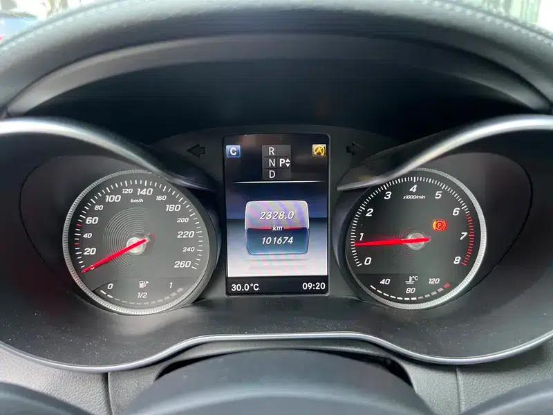 2016 Mercedes-Benz C-Class C 200 L Sport — миниатюра 15