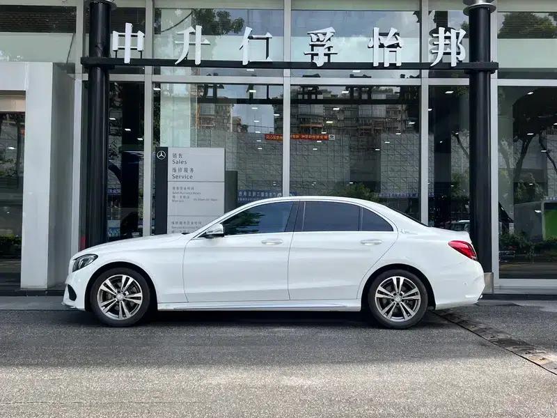 2016 Mercedes-Benz C-Class C 200 L Sport — миниатюра 3