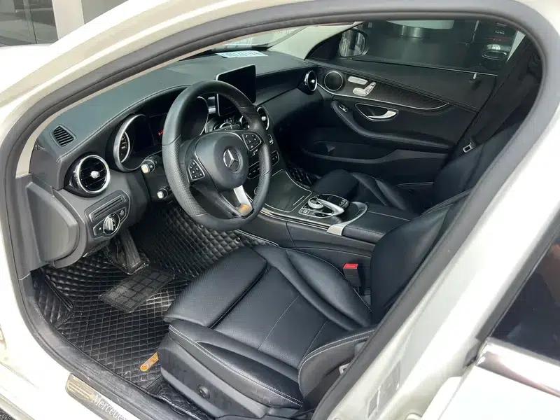 2016 Mercedes-Benz C-Class C 200 L Sport — миниатюра 22
