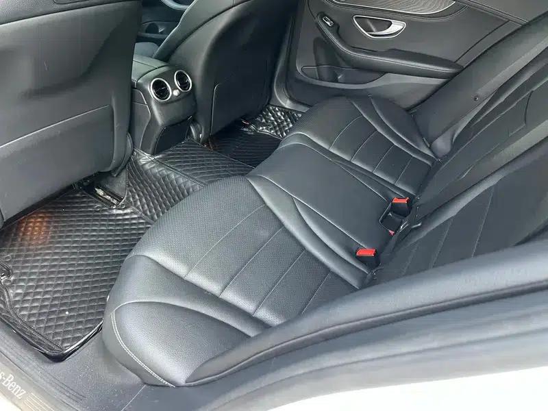 2016 Mercedes-Benz C-Class C 200 L Sport — миниатюра 23