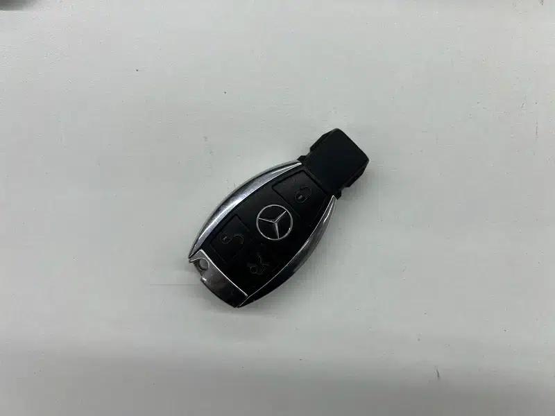 2015 Mercedes-Benz C-Class C 200 L — миниатюра 11