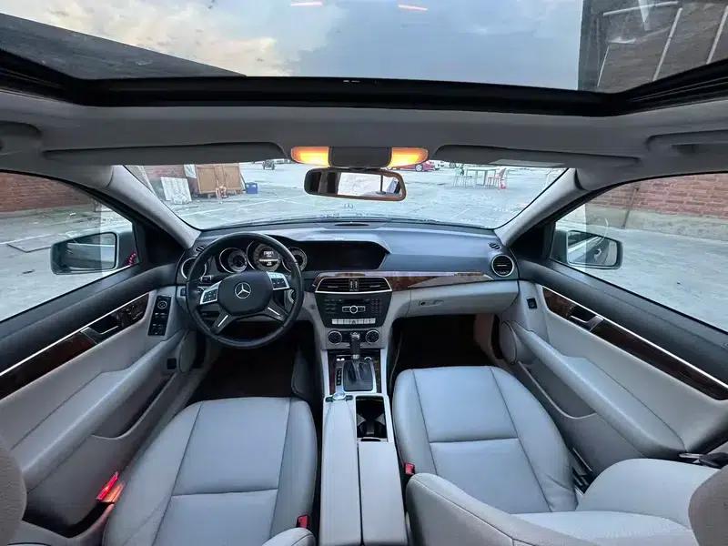 Mercedes-Benz C-Class 2013 C 260 CGI Fashion Model — миниатюра 7