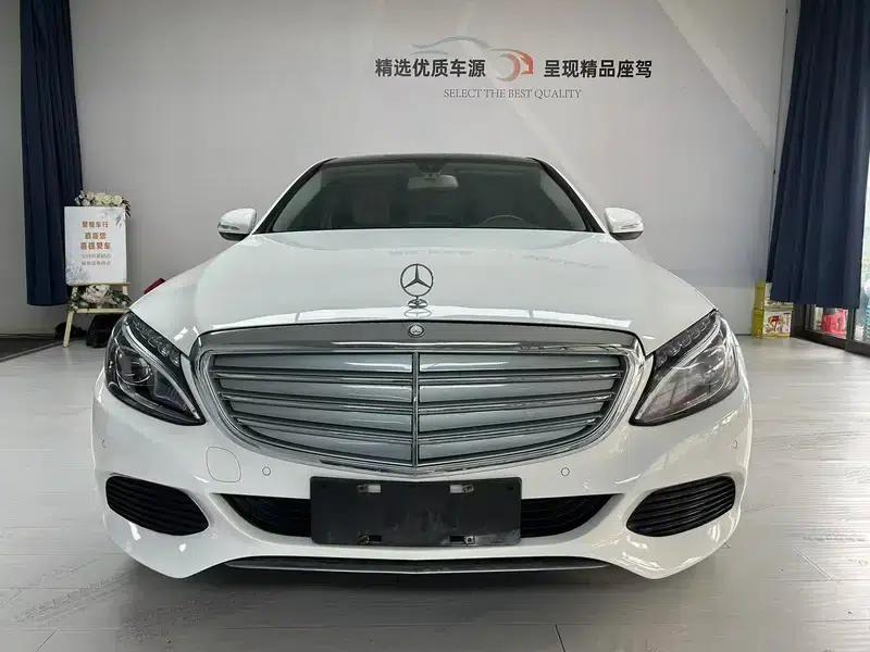 2015 Mercedes-Benz C-Class C 200 L — миниатюра 2