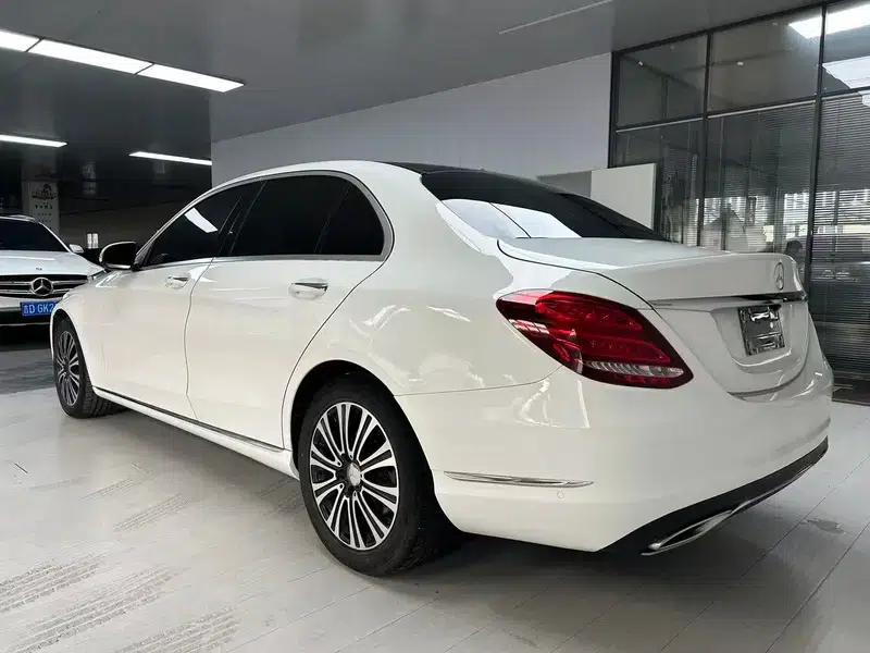 2015 Mercedes-Benz C-Class C 200 L — миниатюра 4