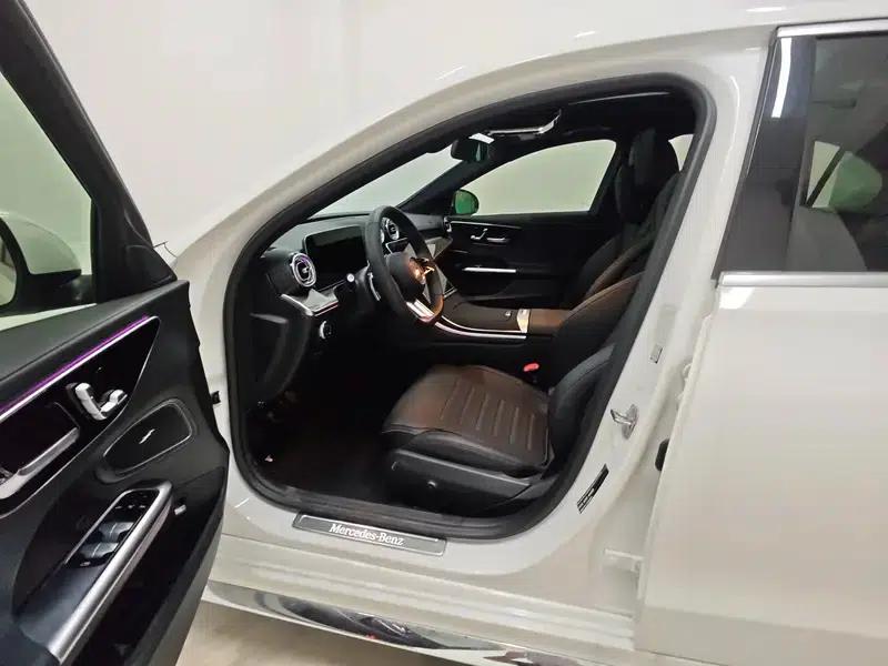 Mercedes-Benz C-Class 2024 Model, Third Facelift, C 260 L Sport Edition — миниатюра 17