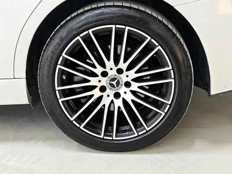 Mercedes-Benz C-Class 2024 Model, Third Facelift, C 260 L Sport Edition — миниатюра 9