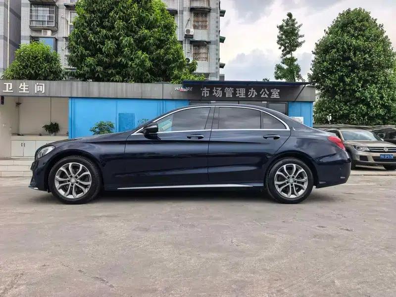 2015 Mercedes-Benz C-Class C 180 L Sport — миниатюра 4