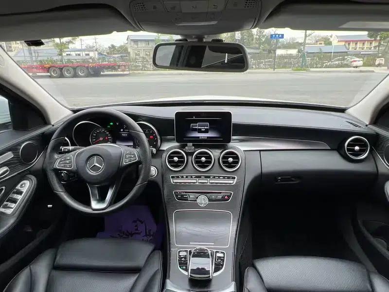 Mercedes-Benz C-Class 2015 Facelift C 200 L Sport — миниатюра 12