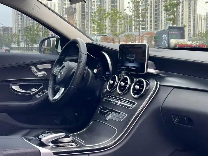 Mercedes-Benz C-Class 2015 Facelift C 200 L Sport — миниатюра 13