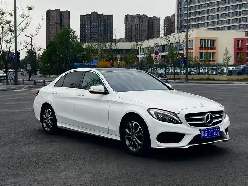 Mercedes-Benz C-Class 2015 Facelift C 200 L Sport — миниатюра 3