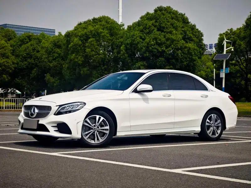 Mercedes-Benz C-Class 2020 Facelift C 200 L Fashion Sport Edition — миниатюра 1