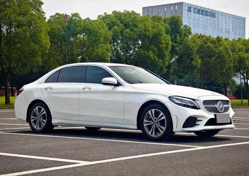 Mercedes-Benz C-Class 2020 Facelift C 200 L Fashion Sport Edition — миниатюра 3