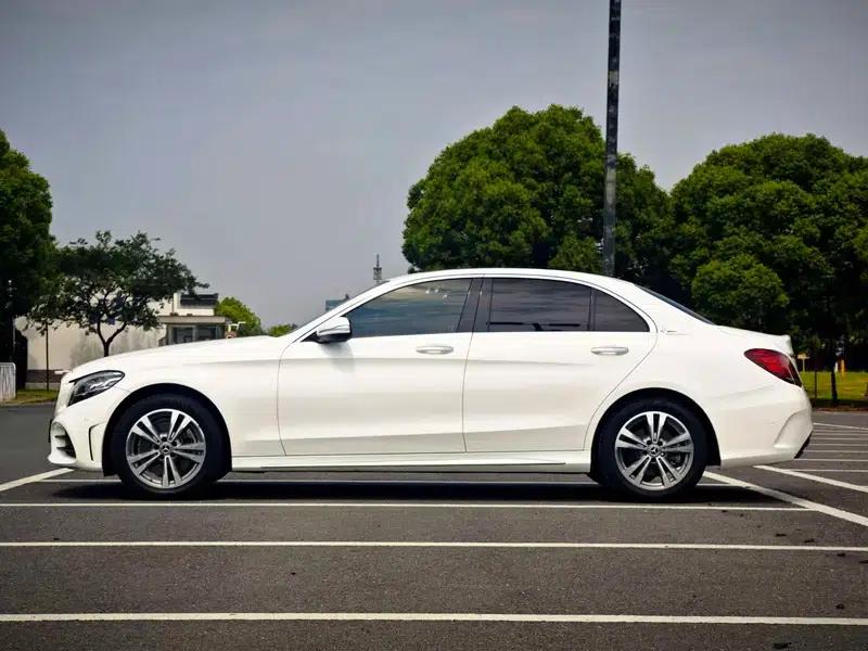Mercedes-Benz C-Class 2020 Facelift C 200 L Fashion Sport Edition — миниатюра 4