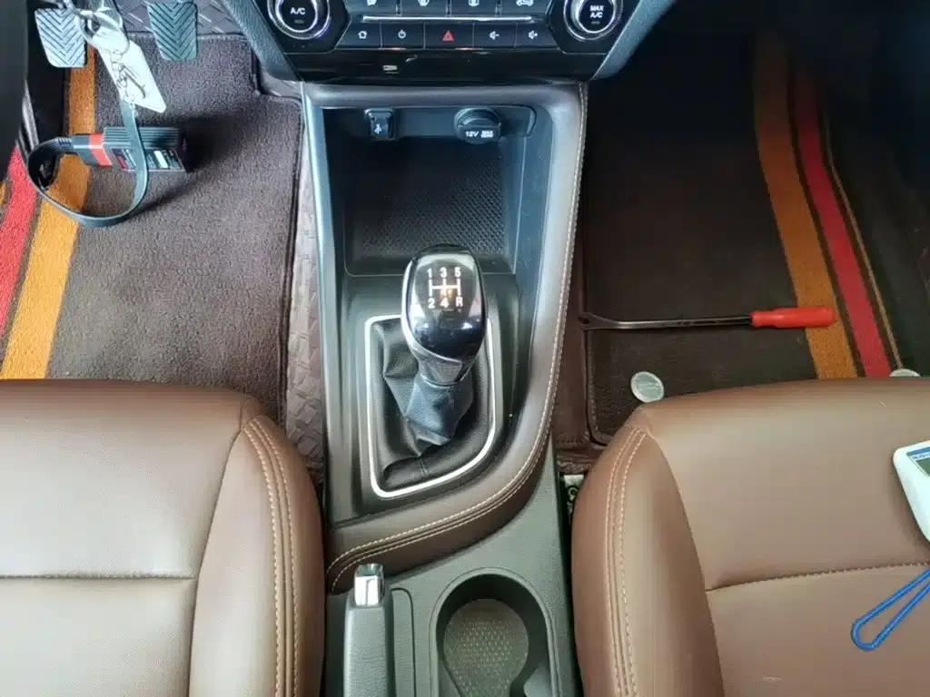 Changan Eado DT 2019 1.6L Manual Comfort Edition (China VI Emission Standard) — миниатюра 14