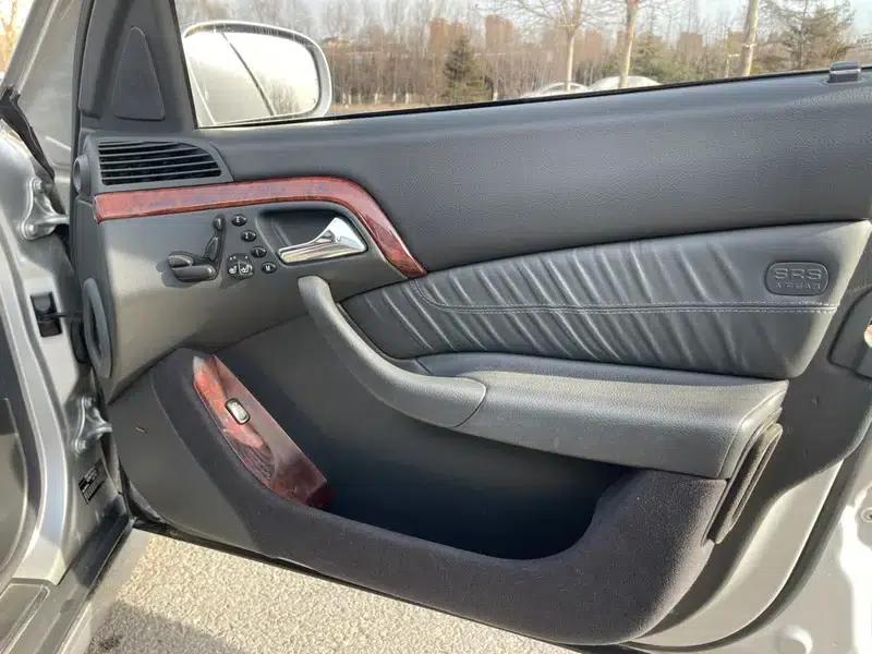 Mercedes-Benz S-Class 2000 5.0L Automatic 4WD 4-seater (Parallel Import) — миниатюра 18