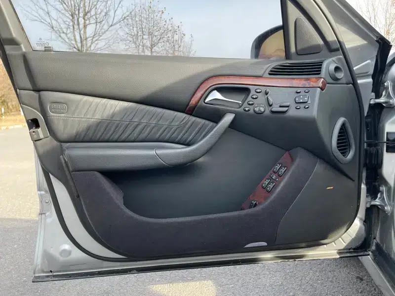 Mercedes-Benz S-Class 2000 5.0L Automatic 4WD 4-seater (Parallel Import) — миниатюра 9