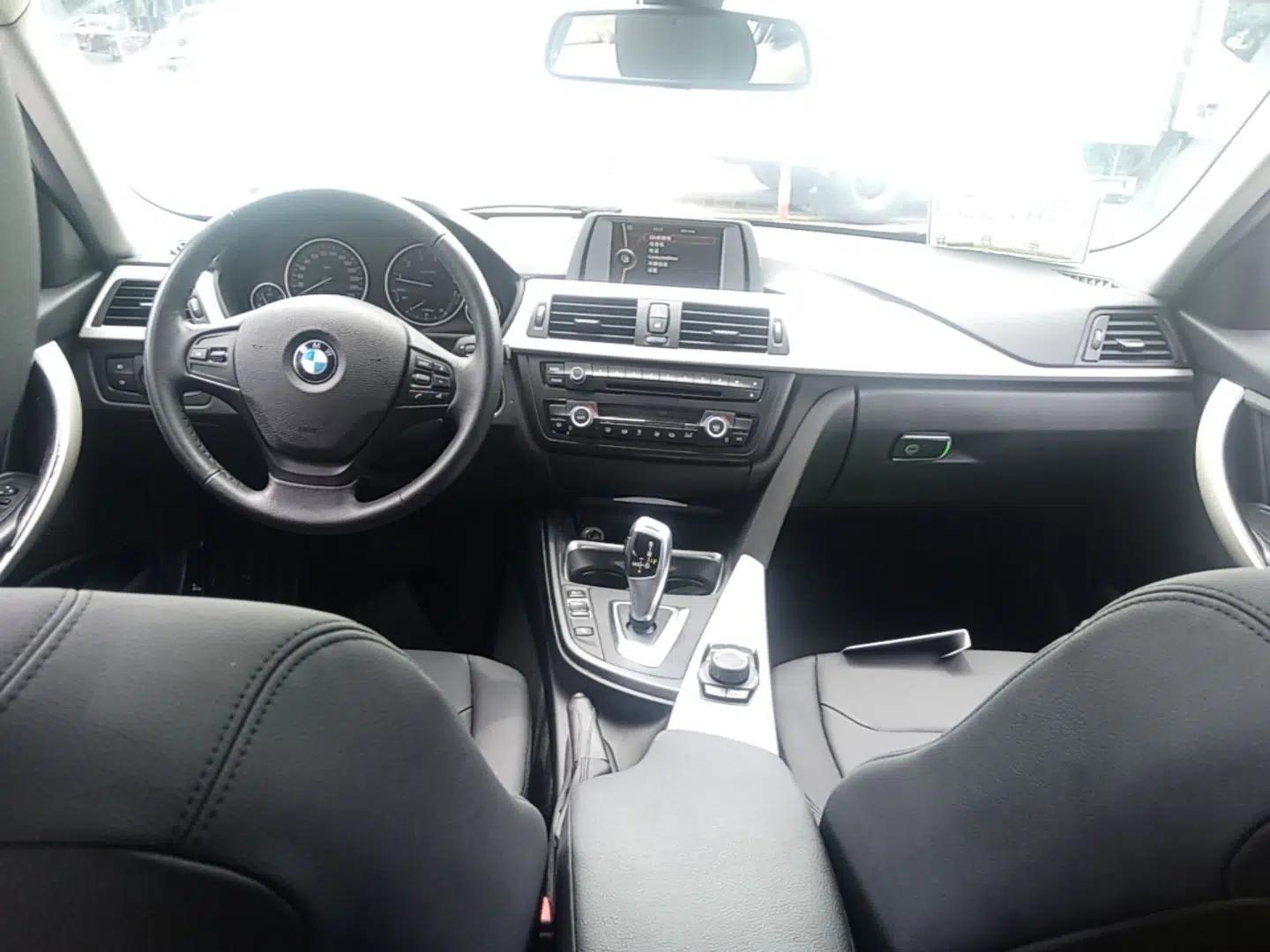 BMW 3 Series 2014 320Li Fashion Model — миниатюра 12