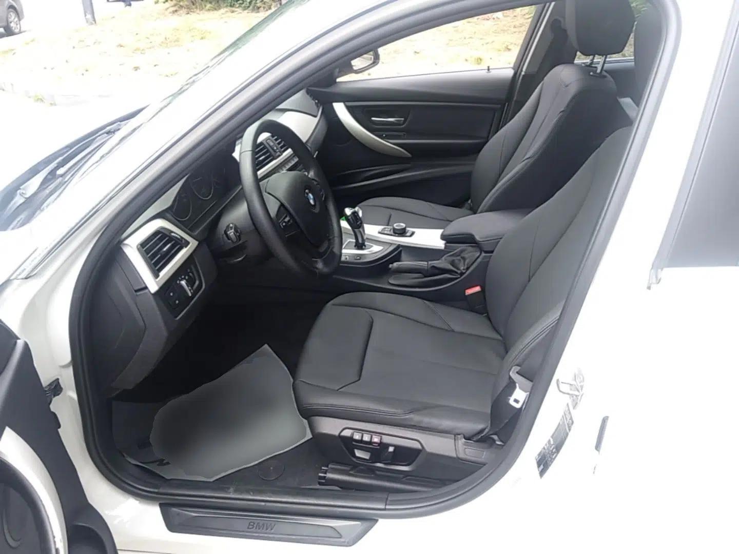 BMW 3 Series 2014 320Li Fashion Model — миниатюра 17