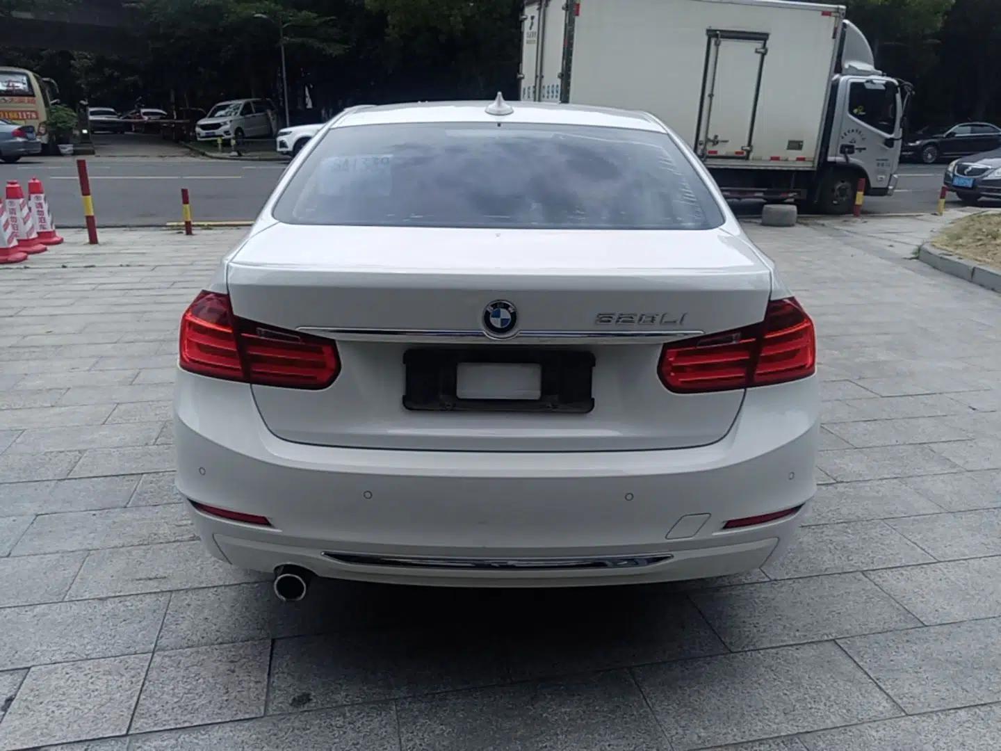 BMW 3 Series 2014 320Li Fashion Model — миниатюра 5