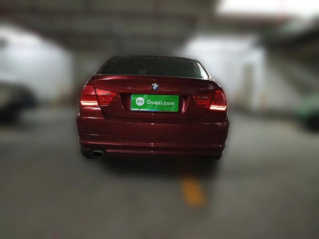 BMW 3 Series 2009 318i Leading Model — миниатюра 5