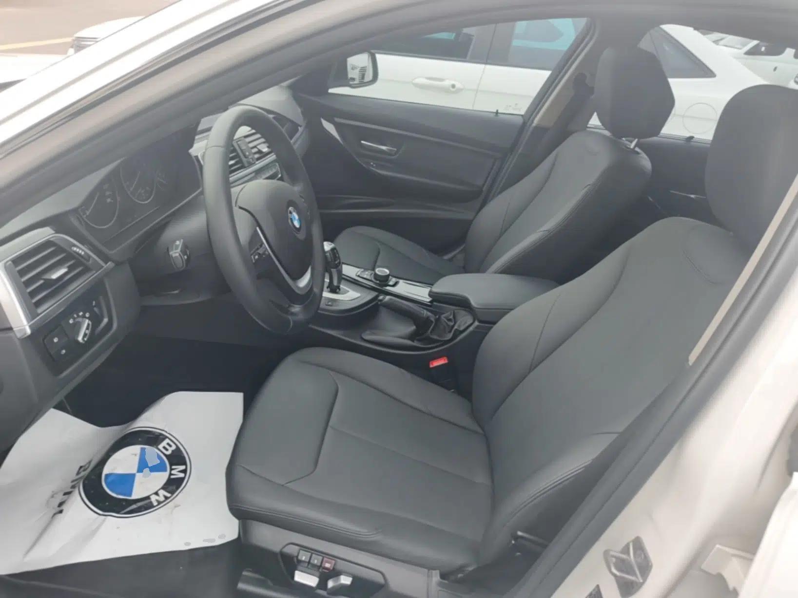 BMW 3 Series 2017 320Li Fashion Model — миниатюра 17
