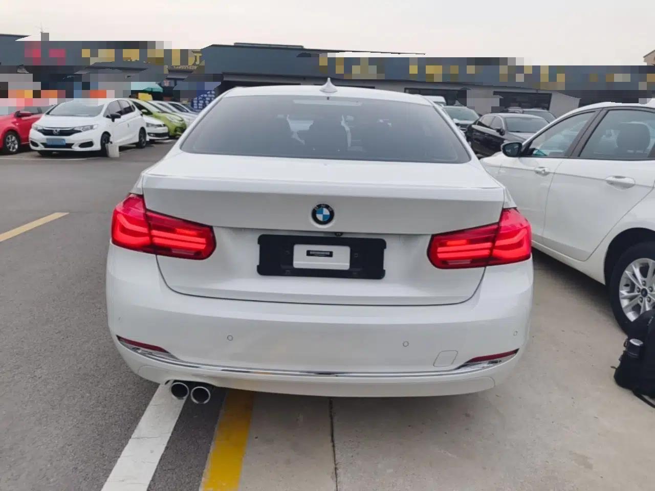 BMW 3 Series 2017 320Li Fashion Model — миниатюра 5