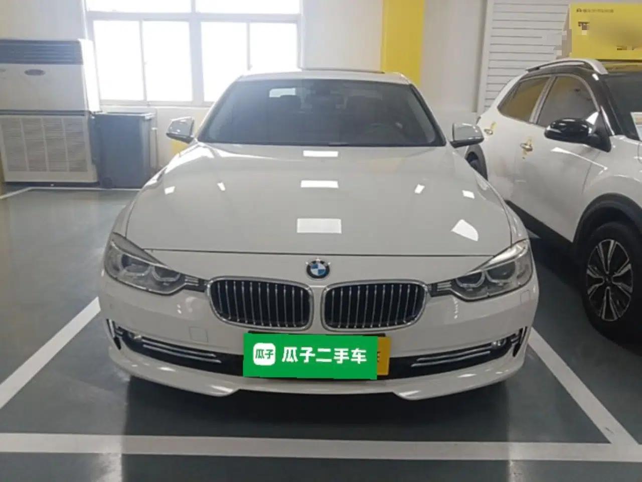 BMW 3 Series 2015 320Li Luxury Design Package Premium Edition — миниатюра 2