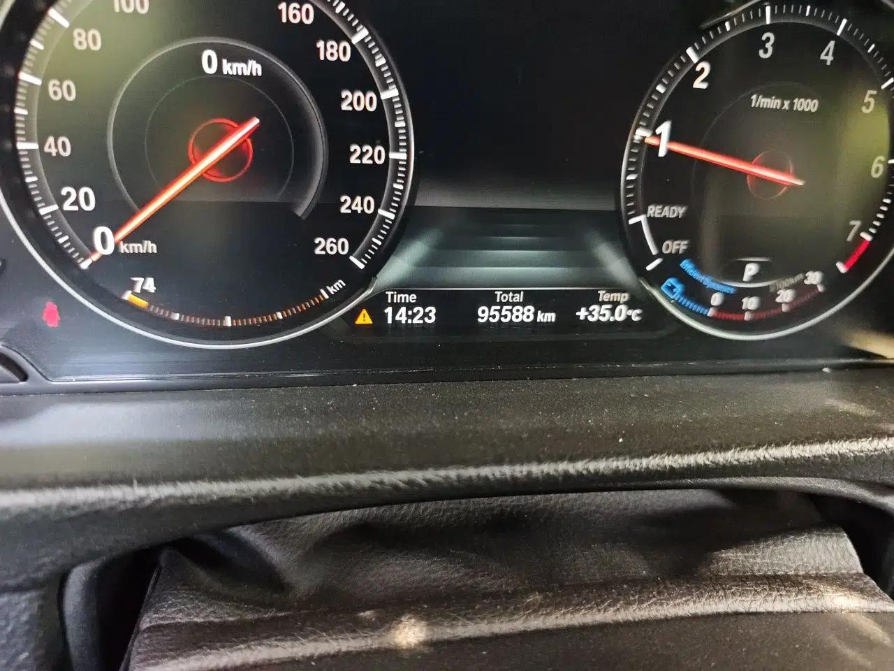 BMW 3 Series 2018 320Li Leading Model M Sport Package — миниатюра 12