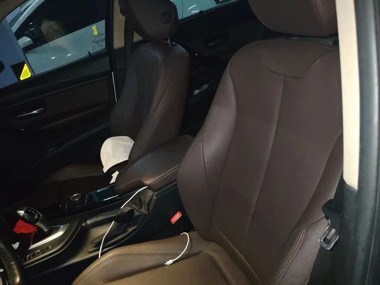 BMW 3 Series 2018 320Li Fashion Model — миниатюра 15